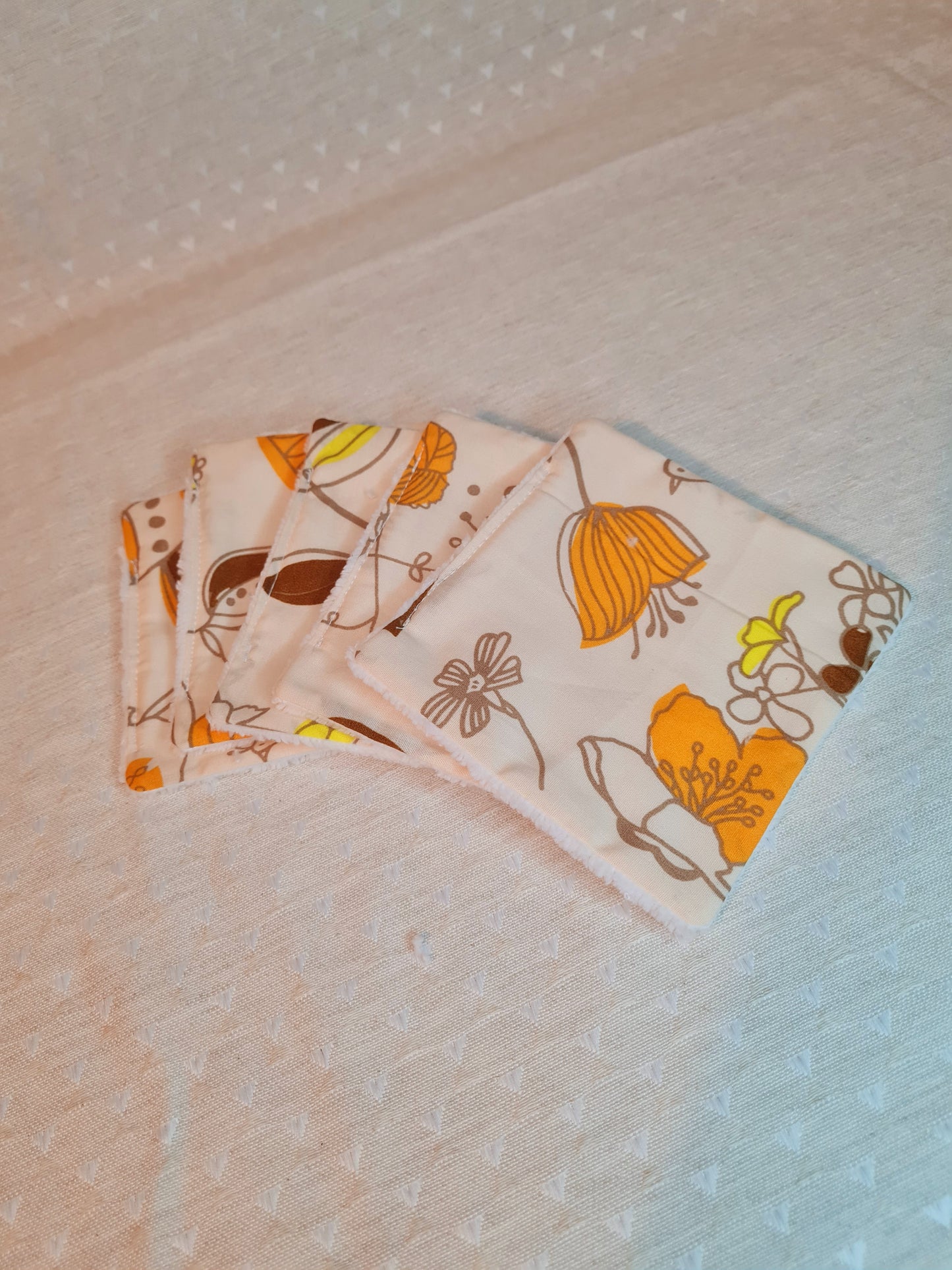 Lingettes démaquillantes